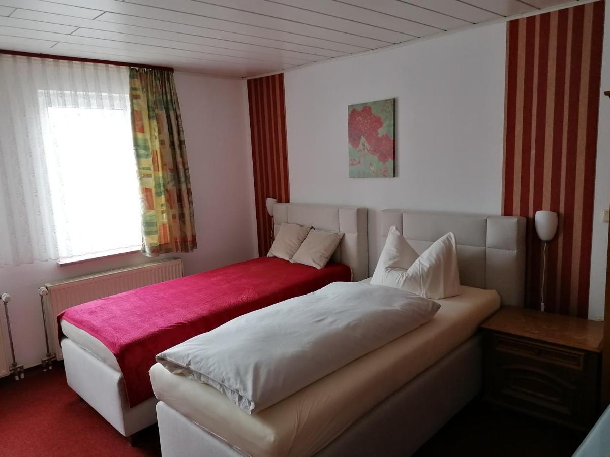Hotel Und Restaurant Hohenzollern Ерфурт Екстериор снимка