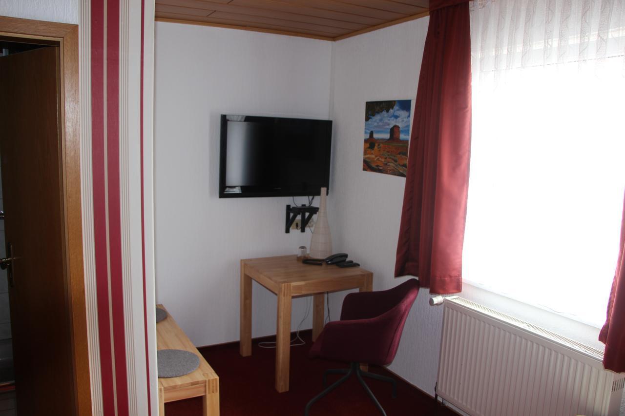 Hotel Und Restaurant Hohenzollern Ерфурт Екстериор снимка